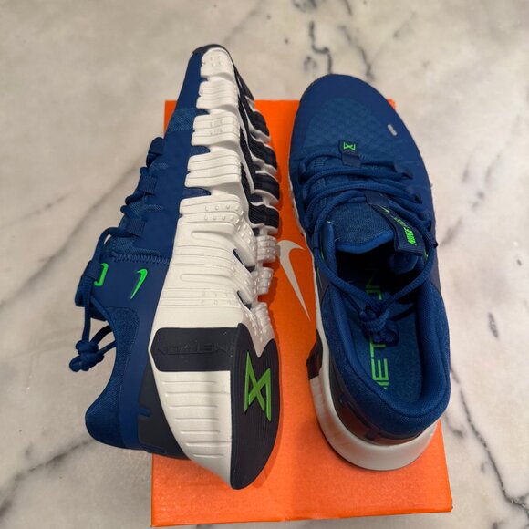Nike Free Metcon 5 Size 10 US NEW IN BOX Blue